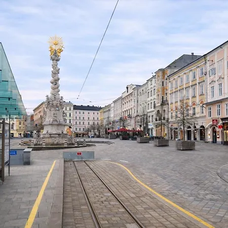 Modern Danube - 3 Min To Hauptplatz - Netflix リンツ